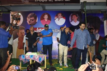 Yevadu Movie Success Tour